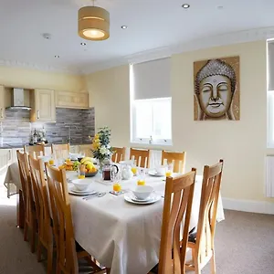 Denelea - Stunning Sea Views! Apartment